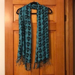 Skull pashmina scarf